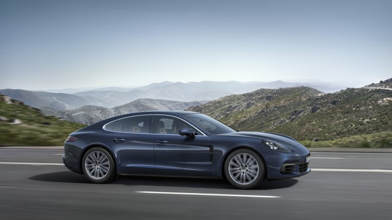 PorschePanamera4SDiesel2017-001