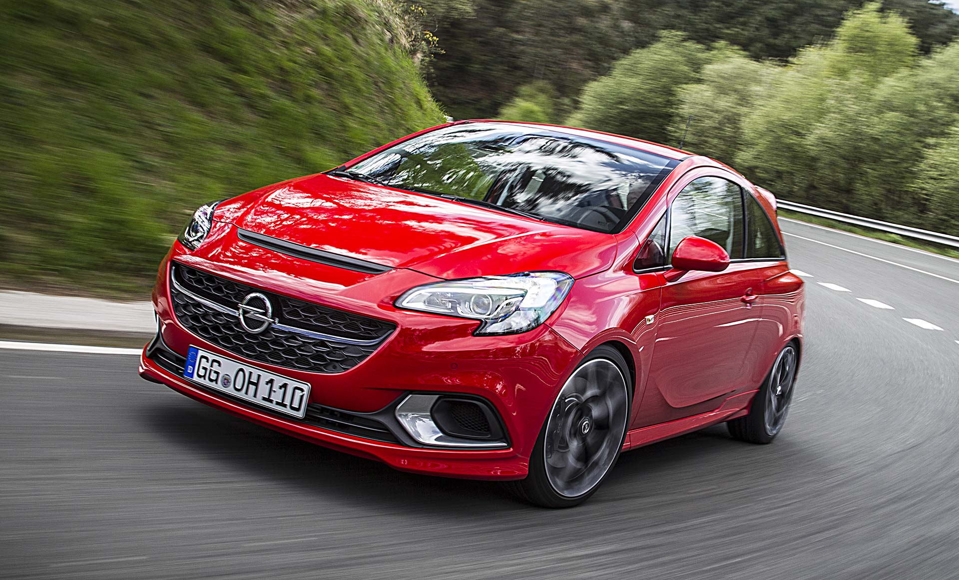 Opel Corsa OPC Red