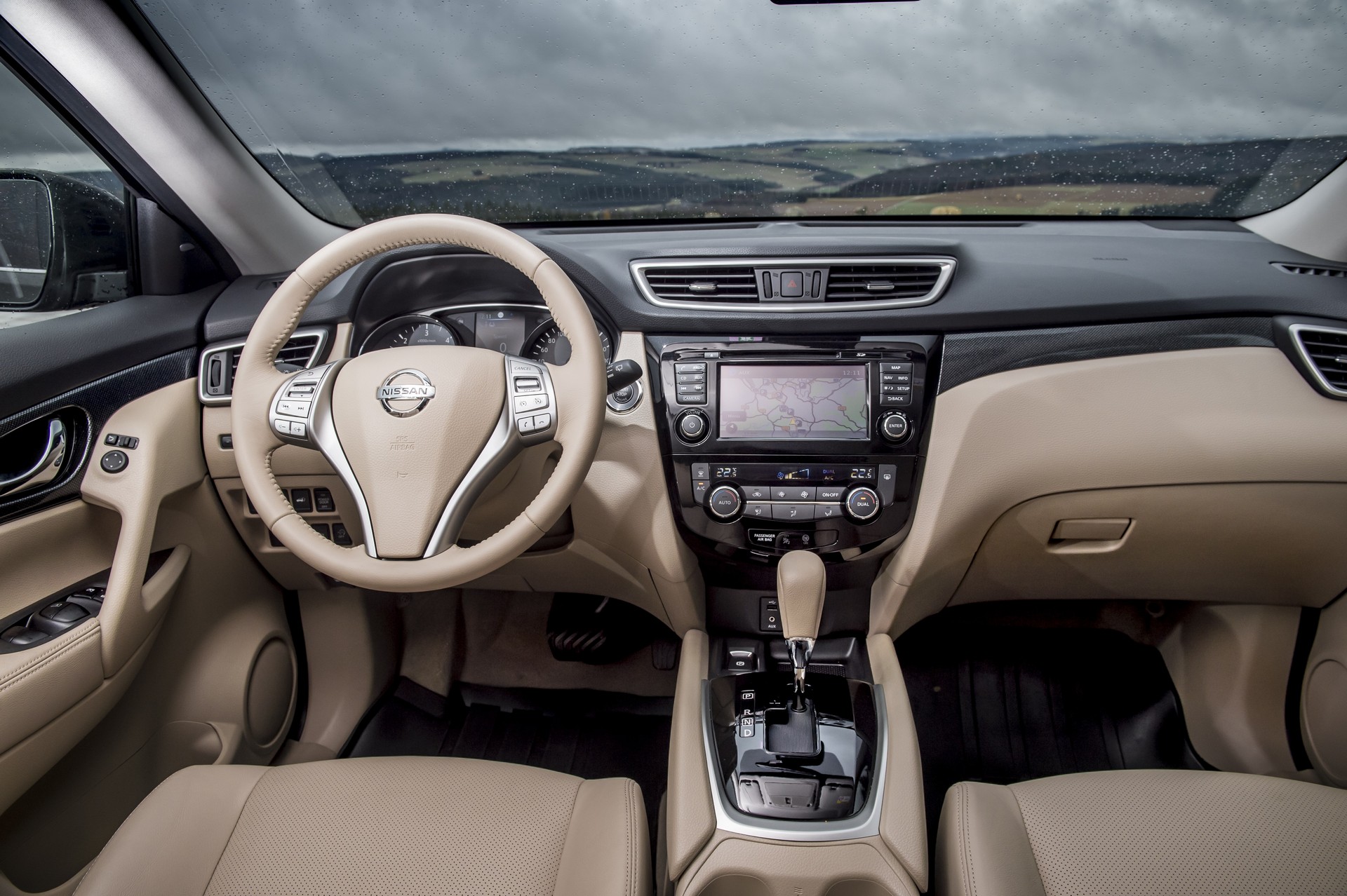 Nissan X-Trail X-Scape, la prima auto con il drone di serie Nissan X-Trail X-Scape, la prima auto con il drone di serie