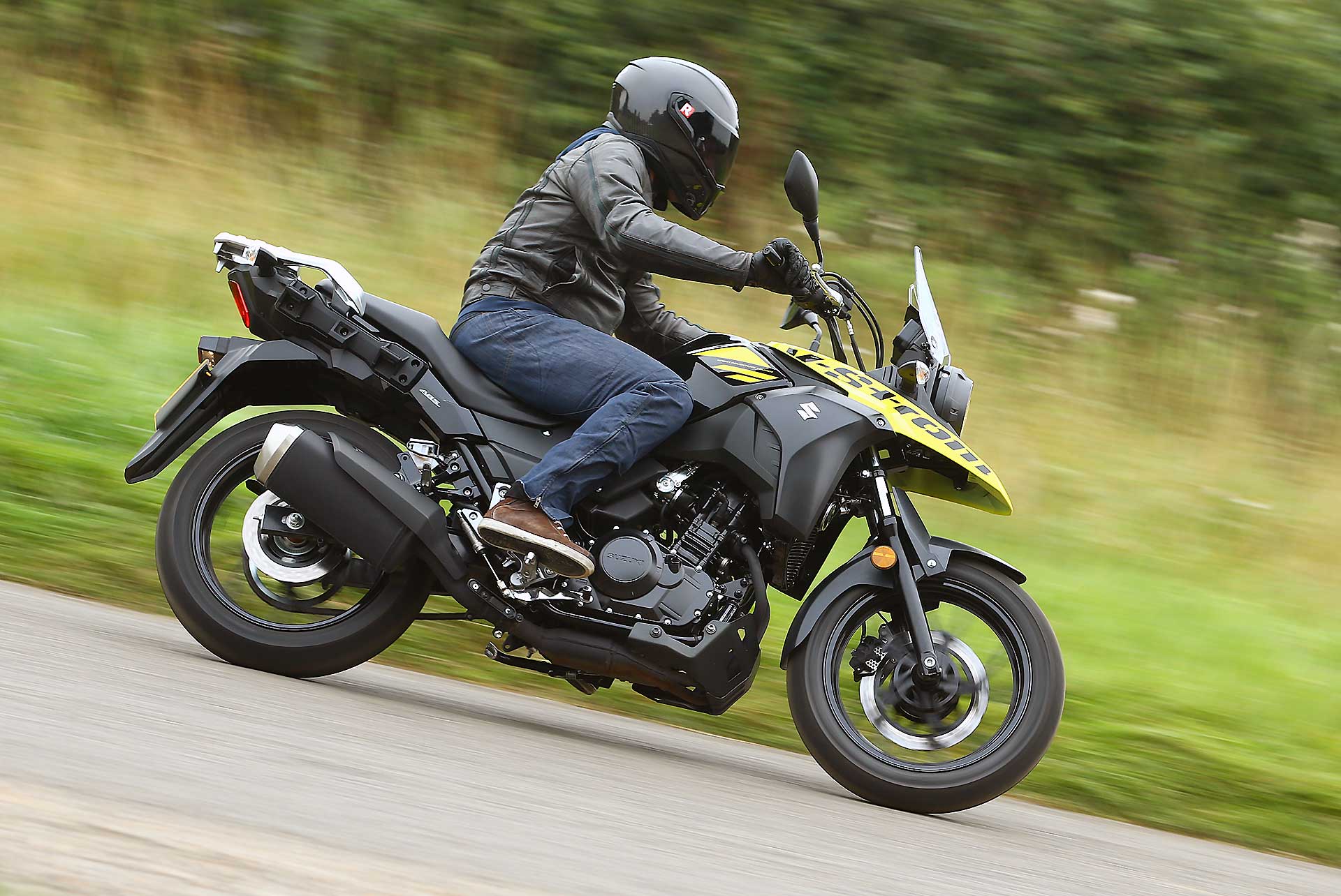 Suzuki v strom 250